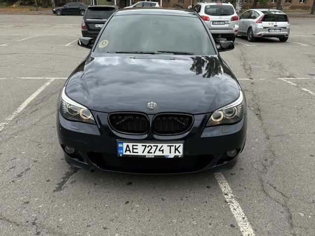 Синий БМВ 5 Серия, объемом двигателя 3 л и пробегом 410 тыс. км за 9200 $, фото 6 на Automoto.ua