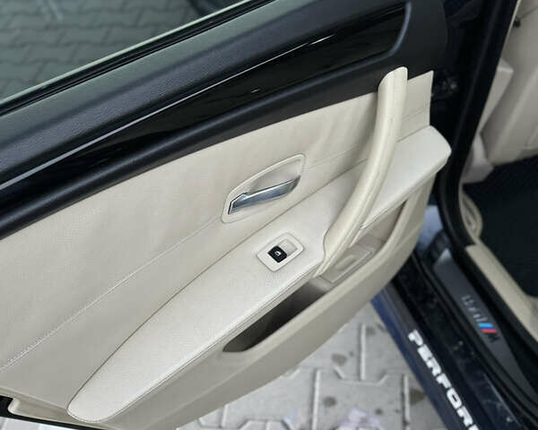 БМВ 5 Серия 2007 в Киеве на Automoto.ua Синий БМВ 5 Серия, объемом двигателя 2.5 л и пробегом 230 тыс. км за 10500 $, фото 12 на Automoto.ua