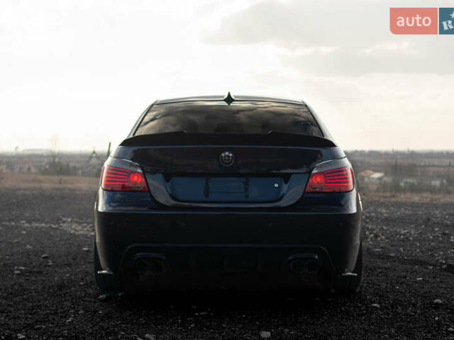 Синий БМВ 5 Серия, объемом двигателя 3.5 л и пробегом 250 тыс. км за 13000 $, фото 35 на Automoto.ua