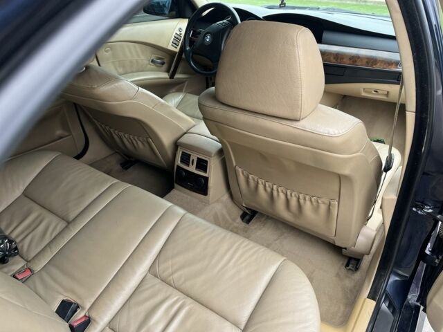 Синий БМВ 5 Серия, объемом двигателя 3 л и пробегом 380 тыс. км за 10000 $, фото 13 на Automoto.ua