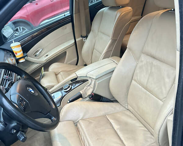 Синий БМВ 5 Серия, объемом двигателя 2.99 л и пробегом 440 тыс. км за 12500 $, фото 35 на Automoto.ua