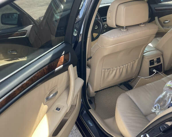 Синий БМВ 5 Серия, объемом двигателя 2.5 л и пробегом 256 тыс. км за 8700 $, фото 10 на Automoto.ua