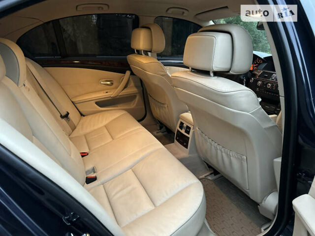 Синий БМВ 5 Серия, объемом двигателя 3 л и пробегом 191 тыс. км за 9000 $, фото 7 на Automoto.ua