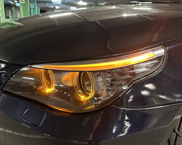 Синий БМВ 5 Серия, объемом двигателя 2 л и пробегом 296 тыс. км за 9100 $, фото 5 на Automoto.ua