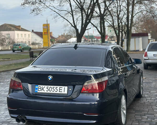 Синий БМВ 5 Серия, объемом двигателя 3 л и пробегом 298 тыс. км за 10000 $, фото 5 на Automoto.ua