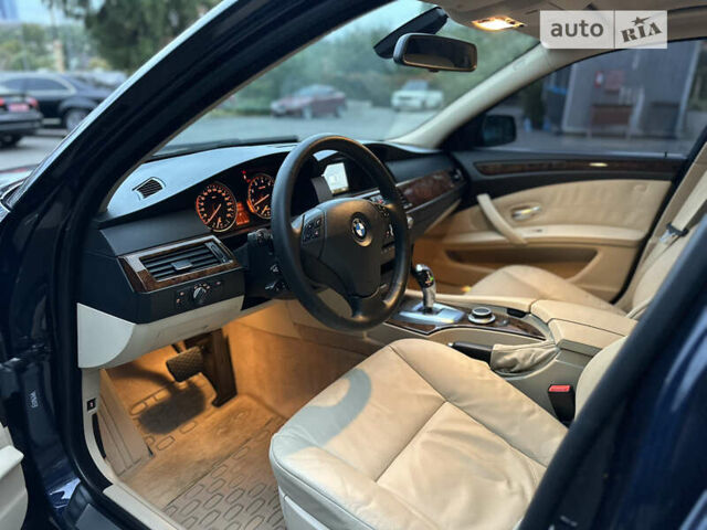 Синий БМВ 5 Серия, объемом двигателя 3 л и пробегом 191 тыс. км за 9000 $, фото 9 на Automoto.ua