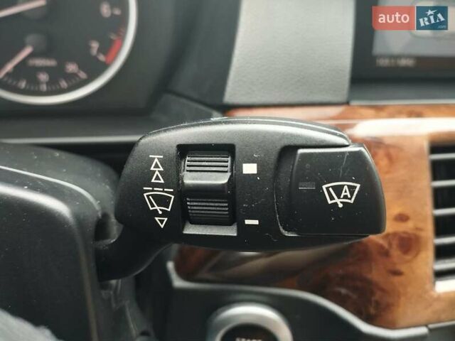 Синий БМВ 5 Серия, объемом двигателя 2.5 л и пробегом 282 тыс. км за 7990 $, фото 23 на Automoto.ua