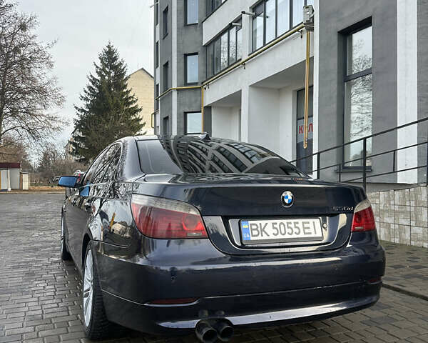 Синий БМВ 5 Серия, объемом двигателя 3 л и пробегом 298 тыс. км за 10000 $, фото 4 на Automoto.ua