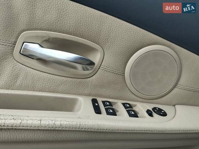 Синий БМВ 5 Серия, объемом двигателя 2.5 л и пробегом 282 тыс. км за 7990 $, фото 12 на Automoto.ua