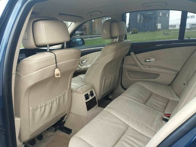 Синий БМВ 5 Серия, объемом двигателя 2.5 л и пробегом 282 тыс. км за 7990 $, фото 12 на Automoto.ua