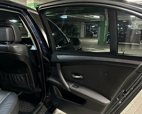 Синий БМВ 5 Серия, объемом двигателя 2 л и пробегом 296 тыс. км за 9100 $, фото 16 на Automoto.ua