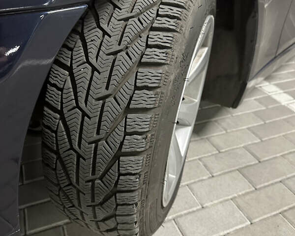 Синий БМВ 5 Серия, объемом двигателя 2 л и пробегом 296 тыс. км за 9100 $, фото 6 на Automoto.ua