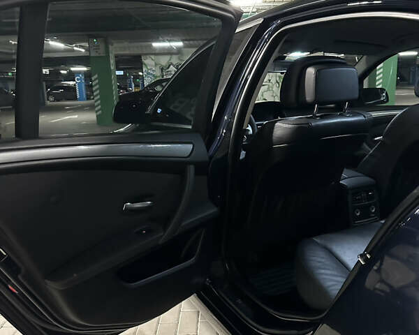 Синий БМВ 5 Серия, объемом двигателя 2 л и пробегом 296 тыс. км за 9100 $, фото 18 на Automoto.ua