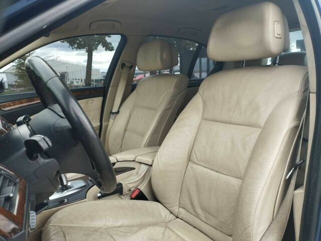 Синий БМВ 5 Серия, объемом двигателя 2.5 л и пробегом 282 тыс. км за 7990 $, фото 9 на Automoto.ua