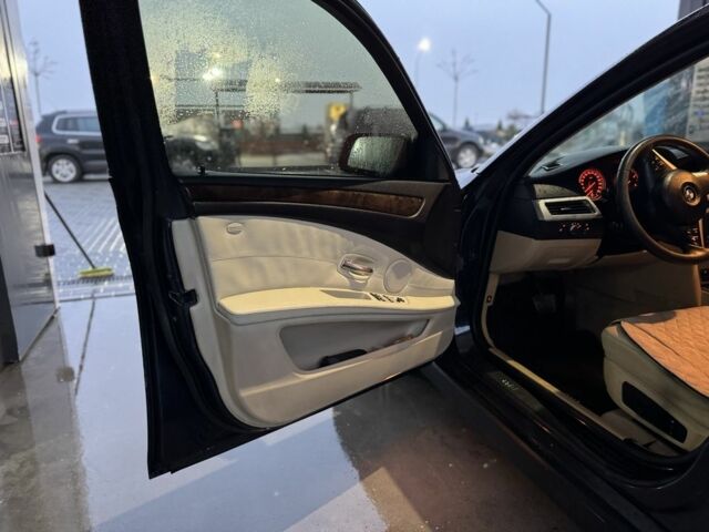 Синий БМВ 5 Серия, объемом двигателя 2 л и пробегом 350 тыс. км за 7999 $, фото 6 на Automoto.ua