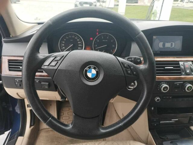 Синий БМВ 5 Серия, объемом двигателя 2.5 л и пробегом 282 тыс. км за 7990 $, фото 22 на Automoto.ua