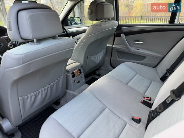 Синій БМВ 5 Серія, об'ємом двигуна 2 л та пробігом 252 тис. км за 8400 $, фото 22 на Automoto.ua