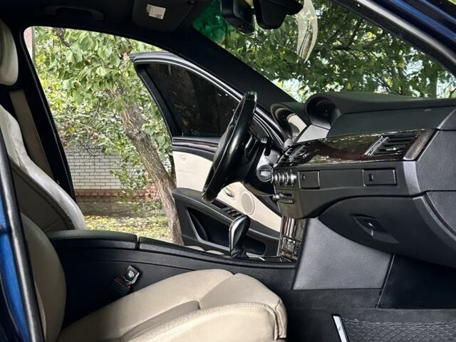 Синій БМВ 5 Серія, об'ємом двигуна 3 л та пробігом 283 тис. км за 11300 $, фото 17 на Automoto.ua