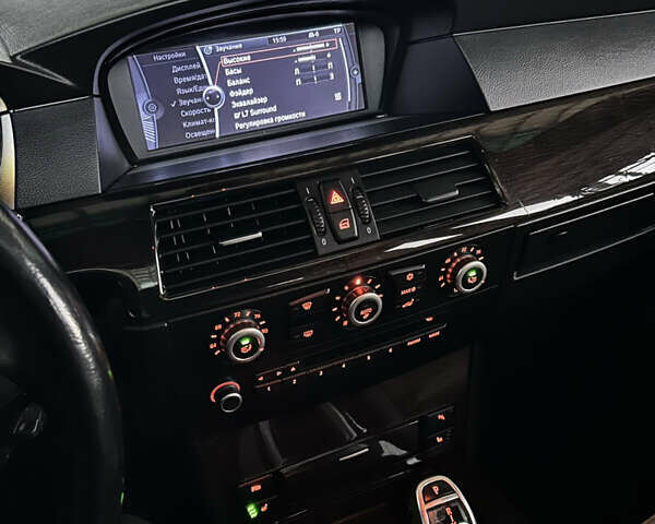 Синий БМВ 5 Серия, объемом двигателя 3 л и пробегом 283 тыс. км за 11300 $, фото 17 на Automoto.ua