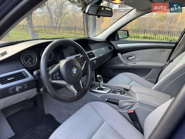 Синій БМВ 5 Серія, об'ємом двигуна 2 л та пробігом 252 тис. км за 8400 $, фото 24 на Automoto.ua