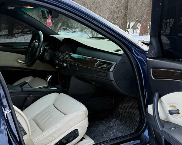 Синій БМВ 5 Серія, об'ємом двигуна 3 л та пробігом 266 тис. км за 10300 $, фото 9 на Automoto.ua