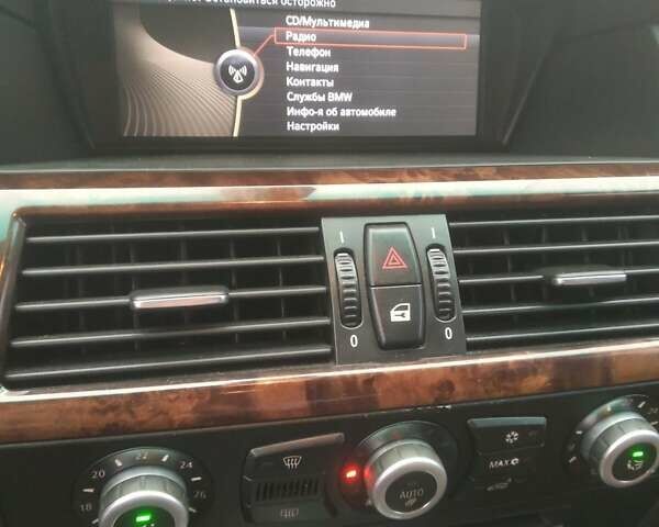 Синий БМВ 5 Серия, объемом двигателя 2 л и пробегом 336 тыс. км за 7700 $, фото 6 на Automoto.ua