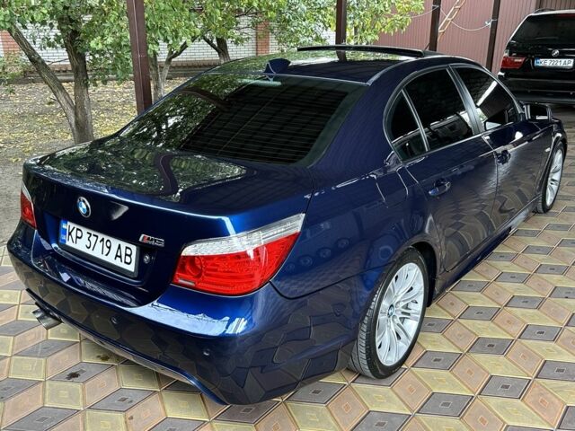 Синій БМВ 5 Серія, об'ємом двигуна 3 л та пробігом 283 тис. км за 11300 $, фото 4 на Automoto.ua