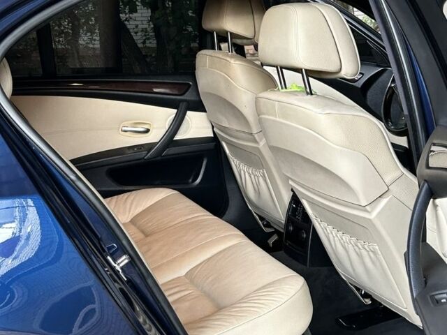 Синій БМВ 5 Серія, об'ємом двигуна 3 л та пробігом 283 тис. км за 11300 $, фото 18 на Automoto.ua