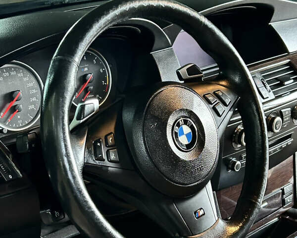 Синий БМВ 5 Серия, объемом двигателя 3 л и пробегом 283 тыс. км за 11300 $, фото 12 на Automoto.ua