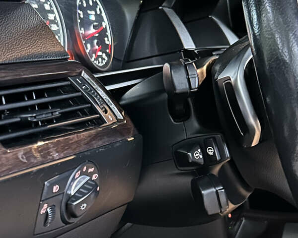 Синий БМВ 5 Серия, объемом двигателя 3 л и пробегом 283 тыс. км за 11300 $, фото 13 на Automoto.ua