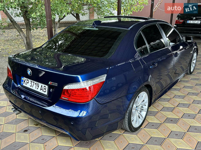 Синий БМВ 5 Серия, объемом двигателя 3 л и пробегом 283 тыс. км за 11300 $, фото 3 на Automoto.ua