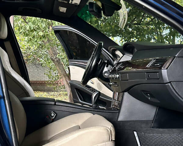 Синий БМВ 5 Серия, объемом двигателя 3 л и пробегом 283 тыс. км за 11300 $, фото 15 на Automoto.ua