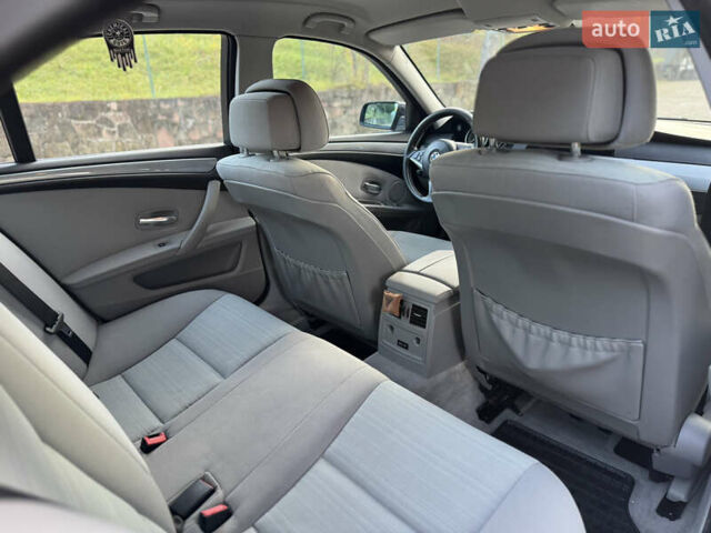 Синій БМВ 5 Серія, об'ємом двигуна 2 л та пробігом 252 тис. км за 8400 $, фото 17 на Automoto.ua