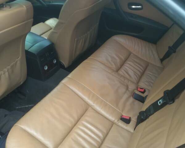 Синий БМВ 5 Серия, объемом двигателя 2 л и пробегом 336 тыс. км за 7700 $, фото 1 на Automoto.ua