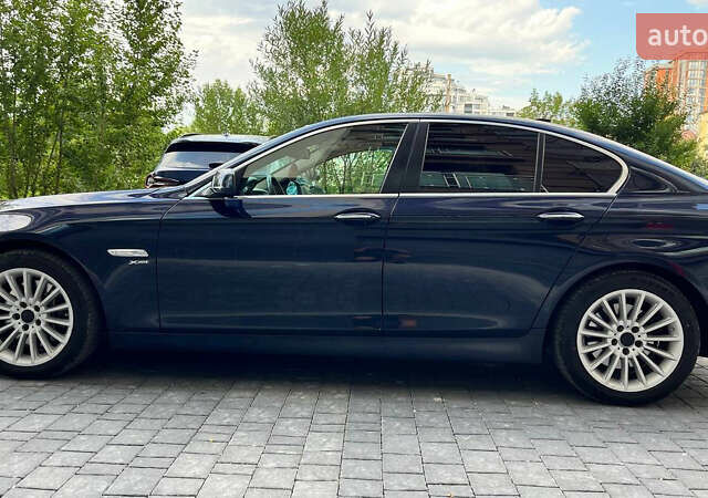 Синій БМВ 5 Серія, об'ємом двигуна 3 л та пробігом 328 тис. км за 11500 $, фото 1 на Automoto.ua