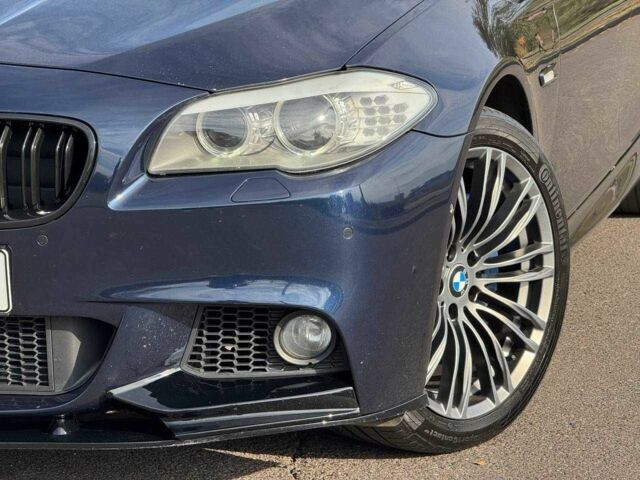 Синий БМВ 5 Серия, объемом двигателя 3 л и пробегом 140 тыс. км за 321 $, фото 3 на Automoto.ua