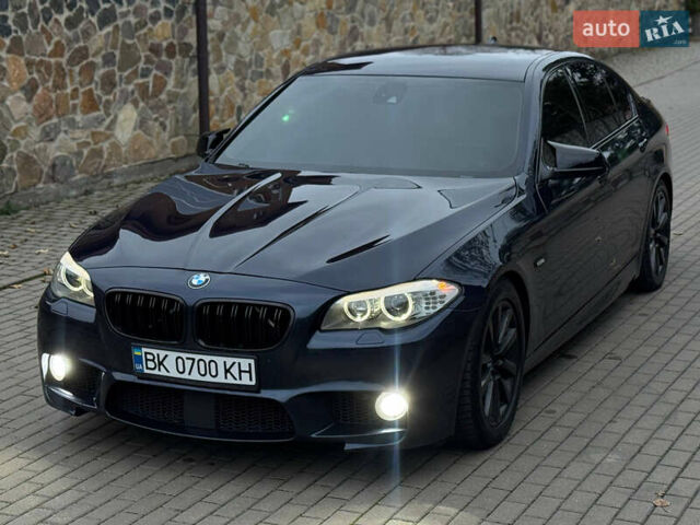 Синий БМВ 5 Серия, объемом двигателя 2.99 л и пробегом 280 тыс. км за 15999 $, фото 7 на Automoto.ua