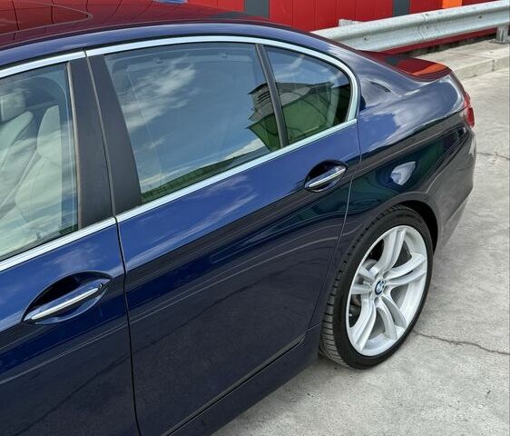 Синий БМВ 5 Серия, объемом двигателя 3 л и пробегом 155 тыс. км за 14500 $, фото 3 на Automoto.ua