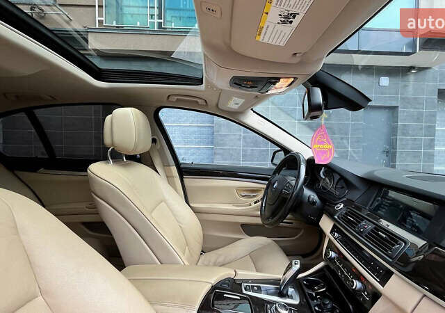 Синій БМВ 5 Серія, об'ємом двигуна 3 л та пробігом 328 тис. км за 11500 $, фото 15 на Automoto.ua