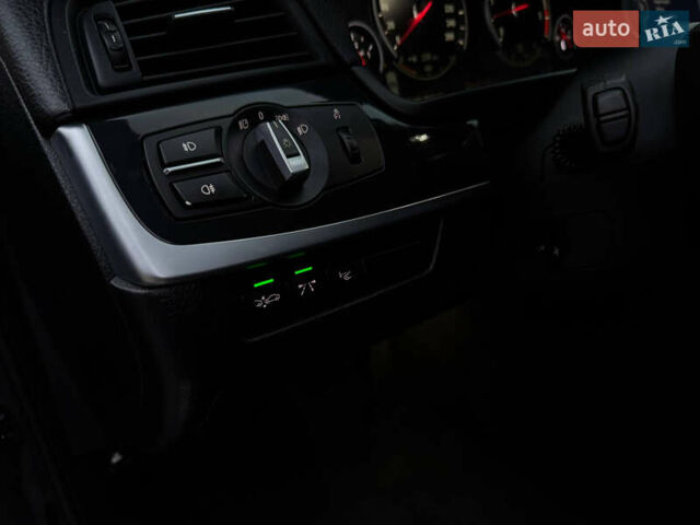 Синий БМВ 5 Серия, объемом двигателя 2.99 л и пробегом 280 тыс. км за 15999 $, фото 29 на Automoto.ua