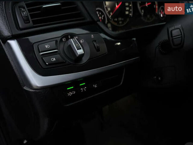 Синий БМВ 5 Серия, объемом двигателя 2.99 л и пробегом 280 тыс. км за 16200 $, фото 6 на Automoto.ua