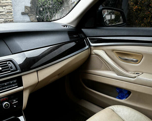 Синій БМВ 5 Серія, об'ємом двигуна 2.98 л та пробігом 280 тис. км за 12999 $, фото 16 на Automoto.ua