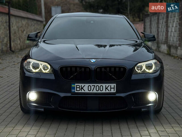 Синий БМВ 5 Серия, объемом двигателя 2.99 л и пробегом 280 тыс. км за 15999 $, фото 3 на Automoto.ua
