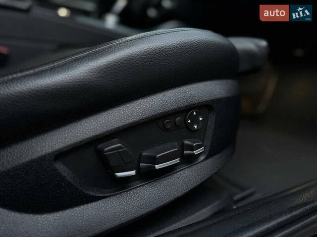 Синий БМВ 5 Серия, объемом двигателя 2.99 л и пробегом 280 тыс. км за 15999 $, фото 33 на Automoto.ua