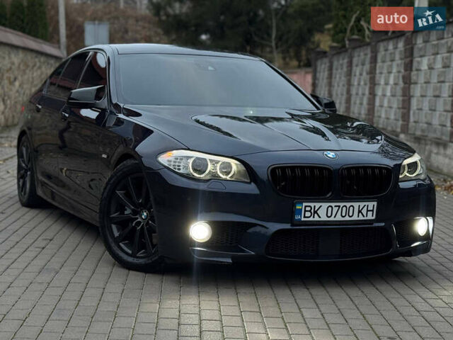 Синий БМВ 5 Серия, объемом двигателя 2.99 л и пробегом 280 тыс. км за 15999 $, фото 1 на Automoto.ua