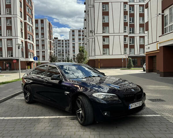 Синій БМВ 5 Серія, об'ємом двигуна 2 л та пробігом 130 тис. км за 14500 $, фото 4 на Automoto.ua