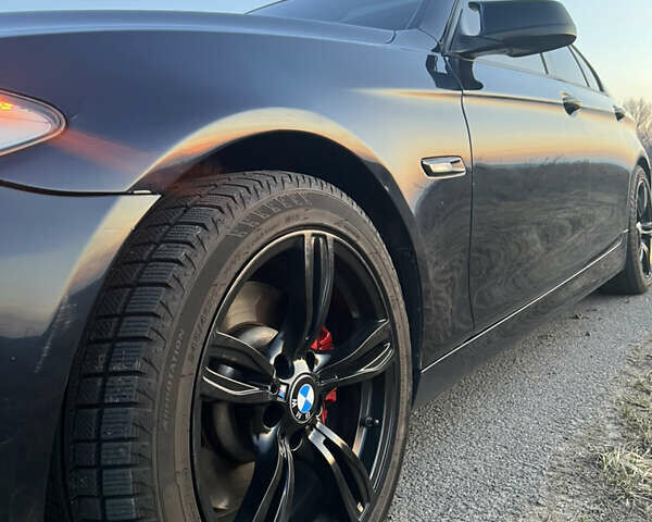 Синий БМВ 5 Серия, объемом двигателя 3 л и пробегом 280 тыс. км за 13000 $, фото 5 на Automoto.ua