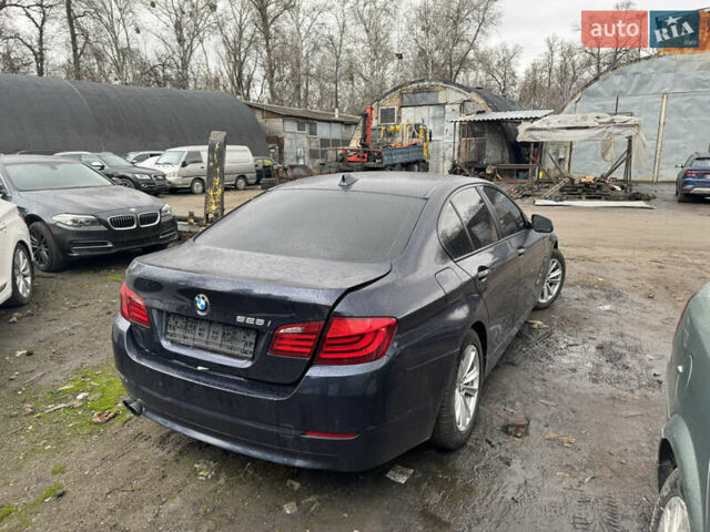 Синій БМВ 5 Серія, об'ємом двигуна 2 л та пробігом 220 тис. км за 8850 $, фото 3 на Automoto.ua