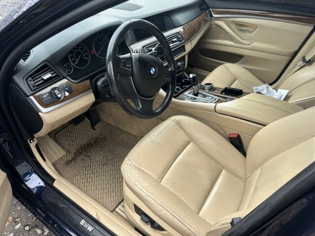 Синий БМВ 5 Серия, объемом двигателя 2 л и пробегом 330 тыс. км за 8550 $, фото 4 на Automoto.ua