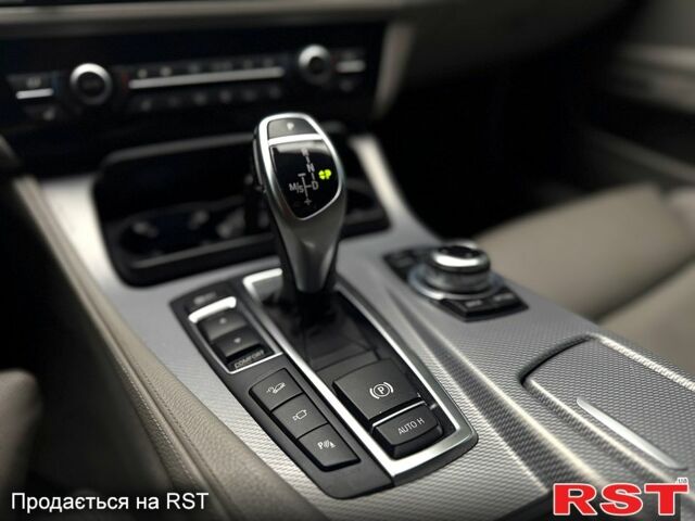 Синій БМВ 5 Серія, об'ємом двигуна 3 л та пробігом 200 тис. км за 17800 $, фото 10 на Automoto.ua